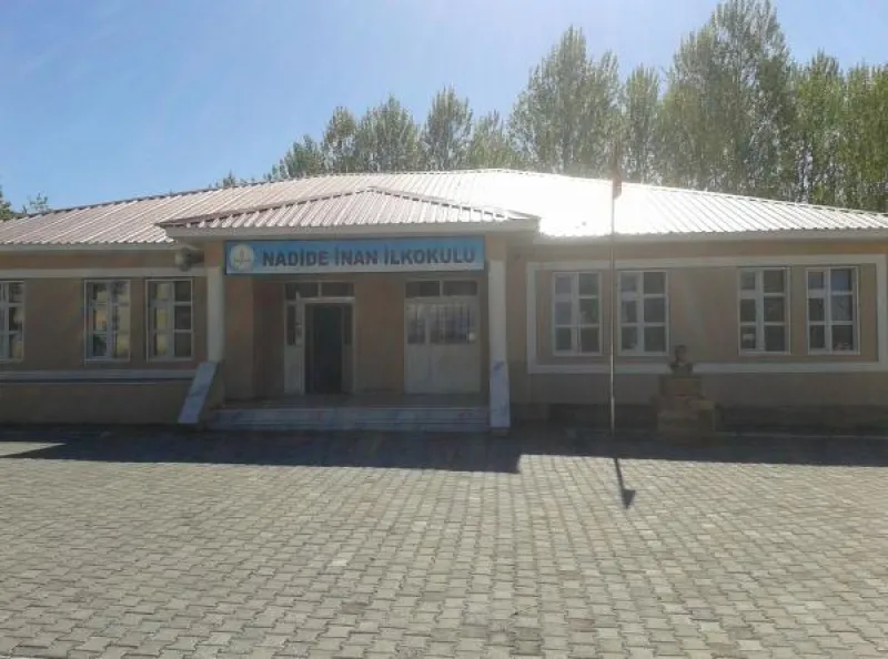 Tuşba Nadide İnan İlkokulu - Tuşba ilkokulları