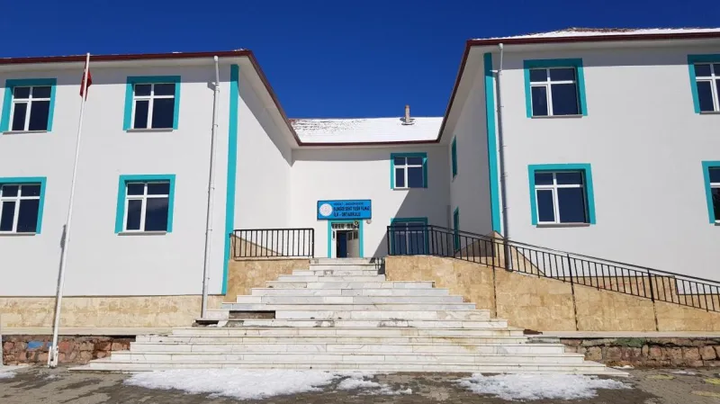 Akdağmadeni Oluközü Şehit Yasin Yılmaz İlkokulu - Akdağmadeni ilkokulları