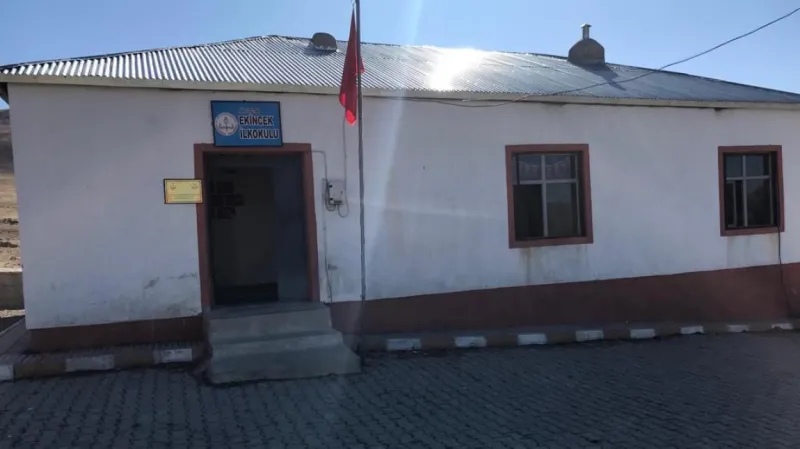 Ekincek İlkokulu Fotoğrafı