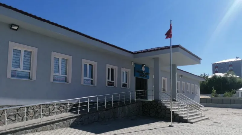 Raif Ateş Sönmez İlkokulu Fotoğrafı