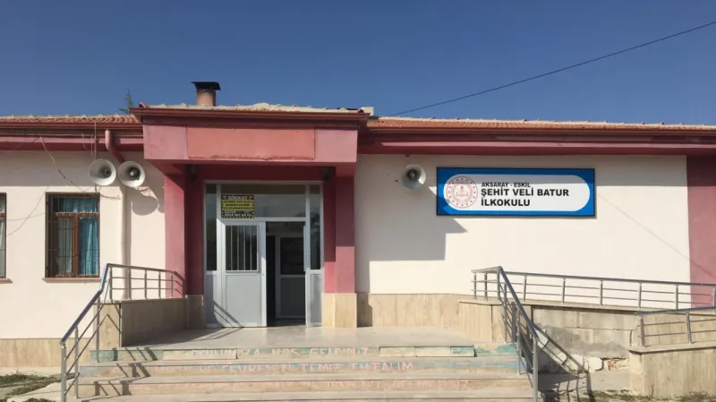 Aksaray Şehit Veli Batur İlkokulu - Aksaray ilkokulları