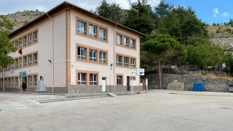 Amasya Ziyaret İlkokulu - Amasya ilkokulları