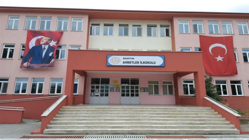 Ahmetler İlkokulu Fotoğrafı