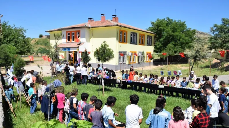 Çayhan İlkokulu Fotoğrafı