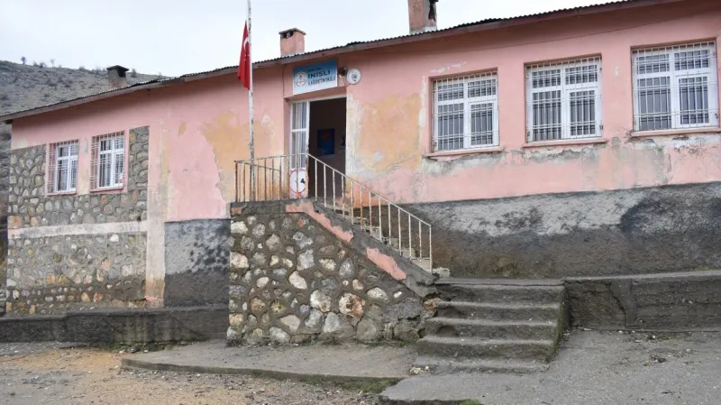 İnişli İlkokulu Fotoğrafı