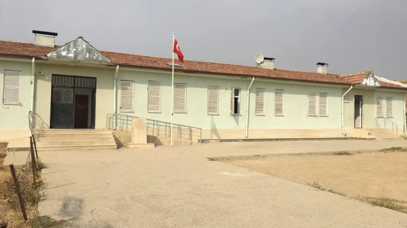 Arıkaya Yemişlik İlkokulu Fotoğrafı