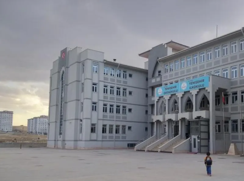 Yenişehir İlkokulu Fotoğrafı