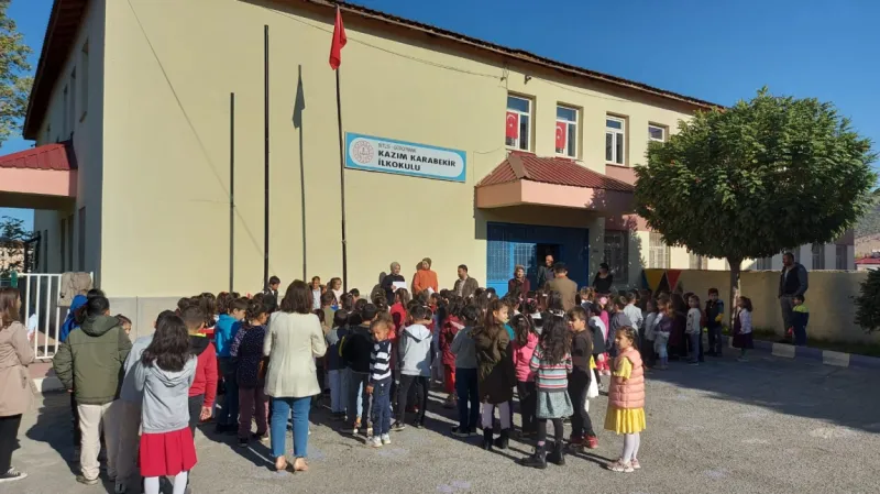 Bitlis Kazım Karabekir İlkokulu - Bitlis ilkokulları