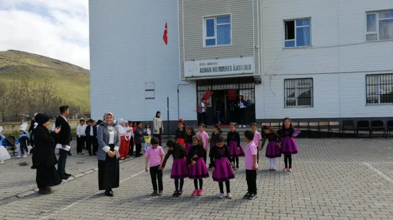 Bitlis Adnan Menderes İlkokulu - Bitlis ilkokulları