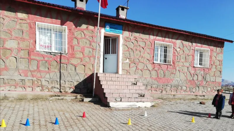 Koruk Köyü İlkokulu Fotoğrafı