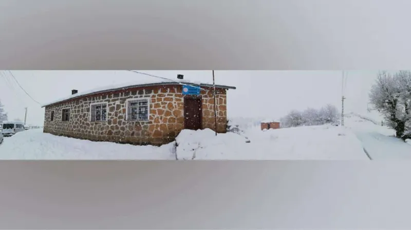 Uğur Köyü İlkokulu Fotoğrafı