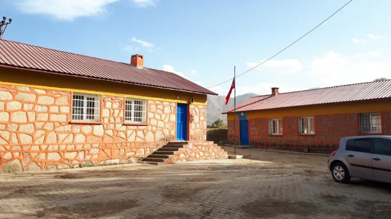 Ulaş Köyü İlkokulu Fotoğrafı