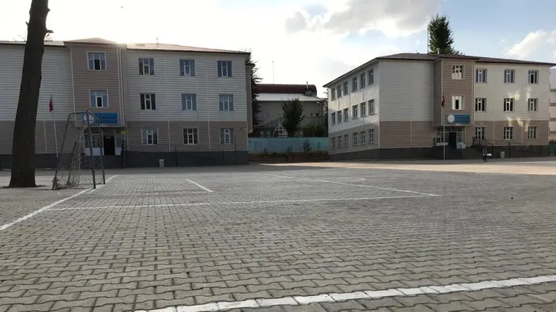 İstasyon İlkokulu Fotoğrafı