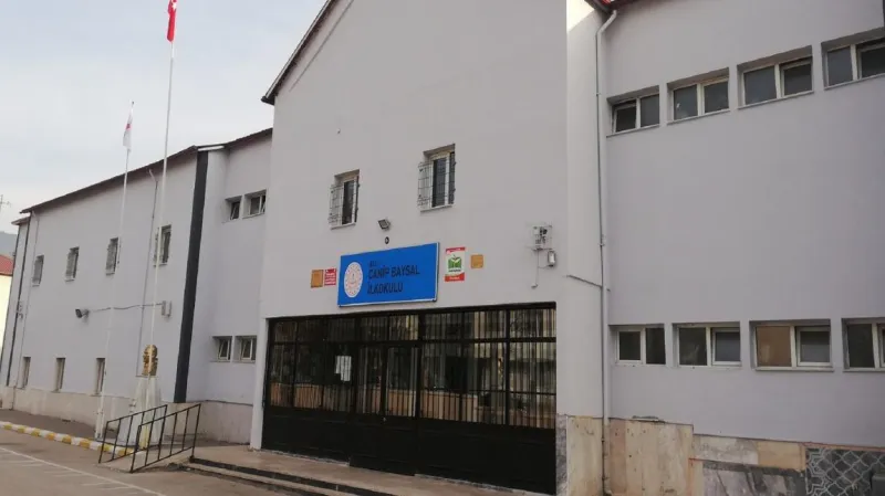 Bolu Canip Baysal İlkokulu - Bolu ilkokulları