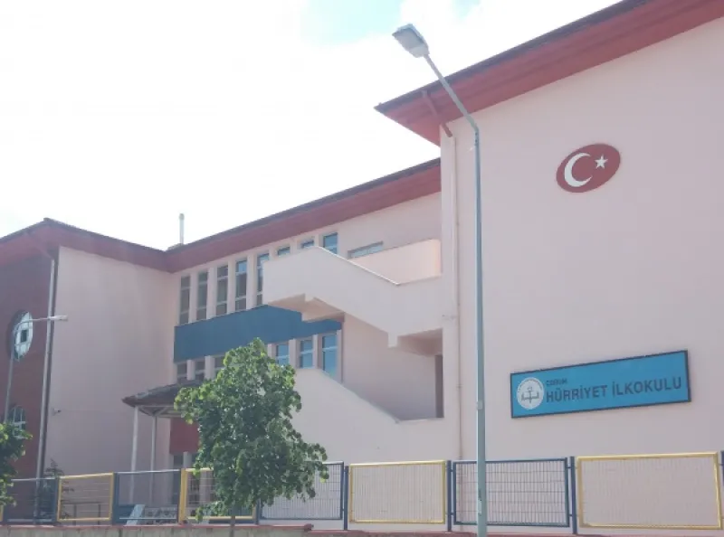Çorum Hürriyet İlkokulu - Çorum ilkokulları