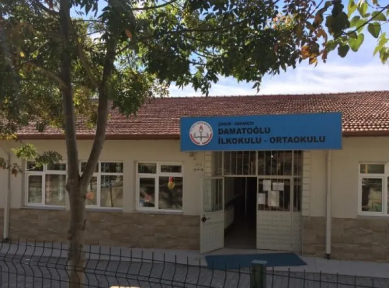 Damatoğlu İlkokulu Fotoğrafı