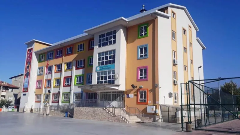 Deliktaş İlkokulu Fotoğrafı