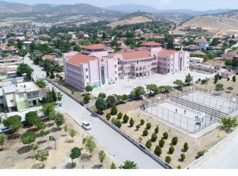 Irlıganlı Şehit Piyade Onbaşı Bayram Güzel İlkokulu Fotoğrafı