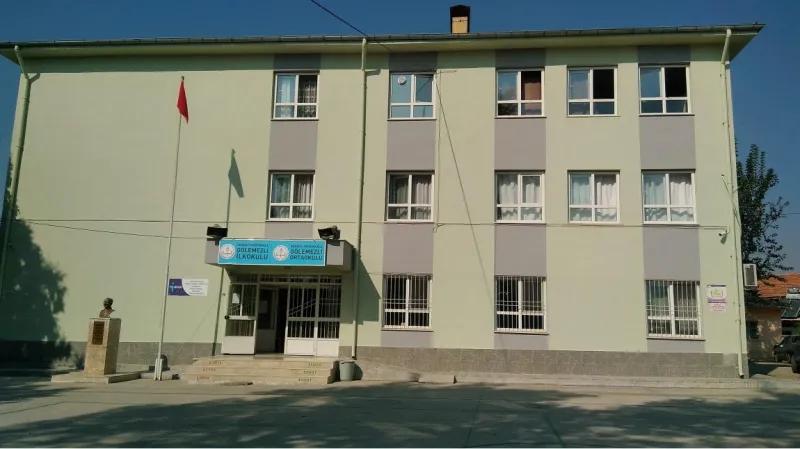 Gölemezli İlkokulu Fotoğrafı