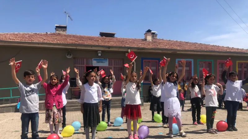 Çınar İlkokulu Fotoğrafı