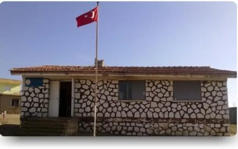 Karahacı İlkokulu Fotoğrafı