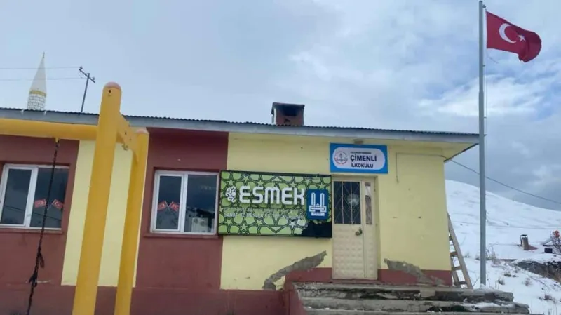 Çimenli İlkokulu Fotoğrafı