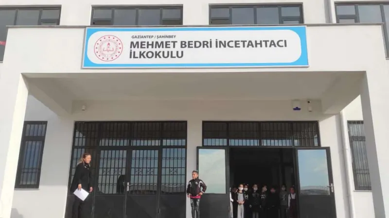 Mehmet Bedri̇ İncetahtaci İlkokulu Fotoğrafı