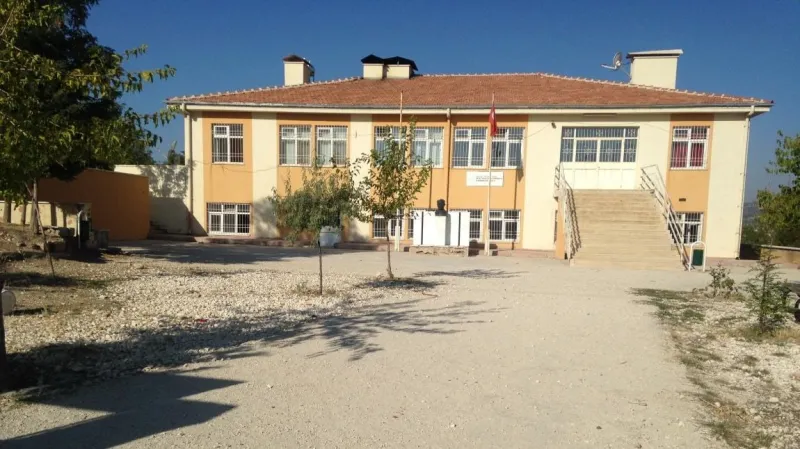 Gaziantep Üçgöze Şehit Mustafa Çekirdek İlkokulu - Gaziantep ilkokulları
