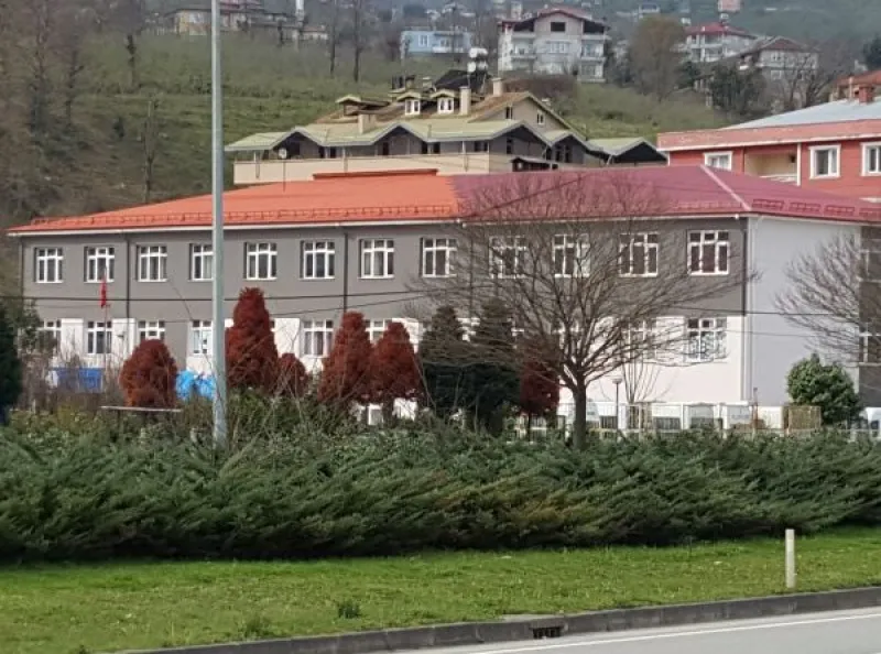 Giresun Yalıköy Şehit Pilot Teğmen Barış Çakır İlkokulu - Giresun ilkokulları
