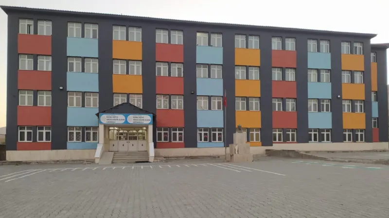Hakkari Kısıklı Köyü Abdulkadir Alkan İlkokulu - Hakkari ilkokulları