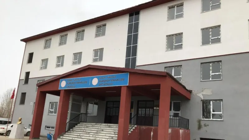 Hakkari Kuruköy Mahallesi İlkokulu - Hakkari ilkokulları