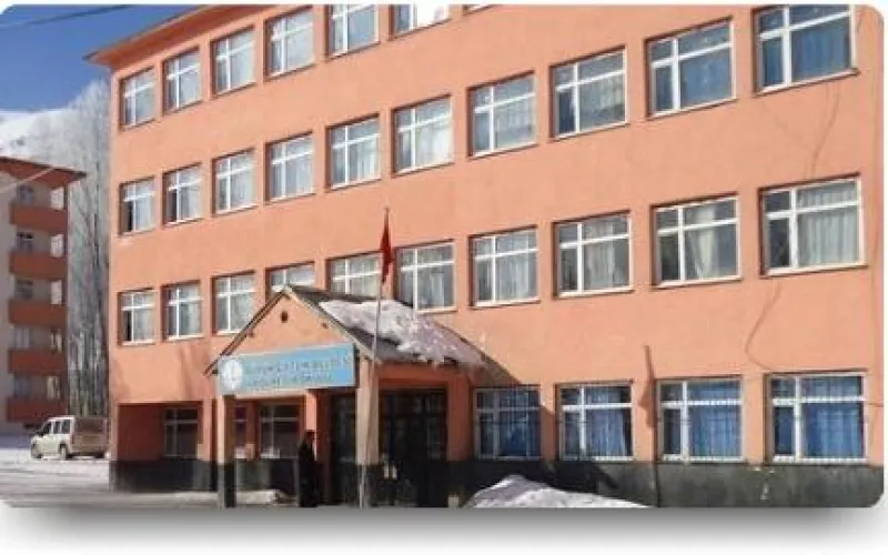 Hakkari Büyükçiftlik Beldesi İlkokulu - Hakkari ilkokulları