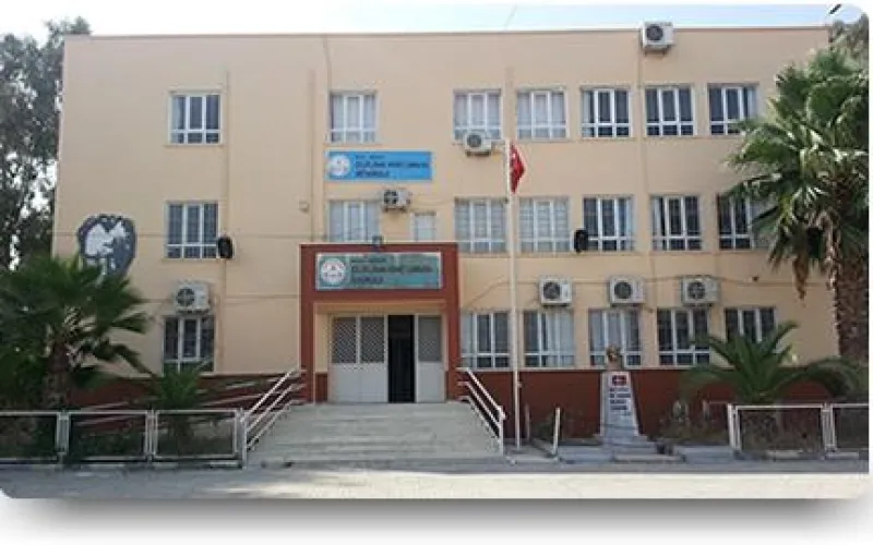 Zülüflühan Hikmet Çankaya İlkokulu Fotoğrafı