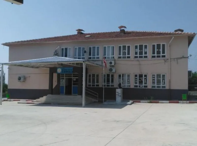 Kuzuculu 125. Yıl İlkokulu Fotoğrafı