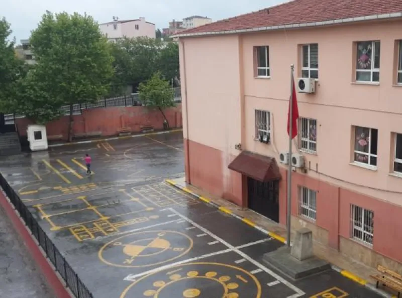 İstanbul Necdet Semker İlkokulu - İstanbul ilkokulları