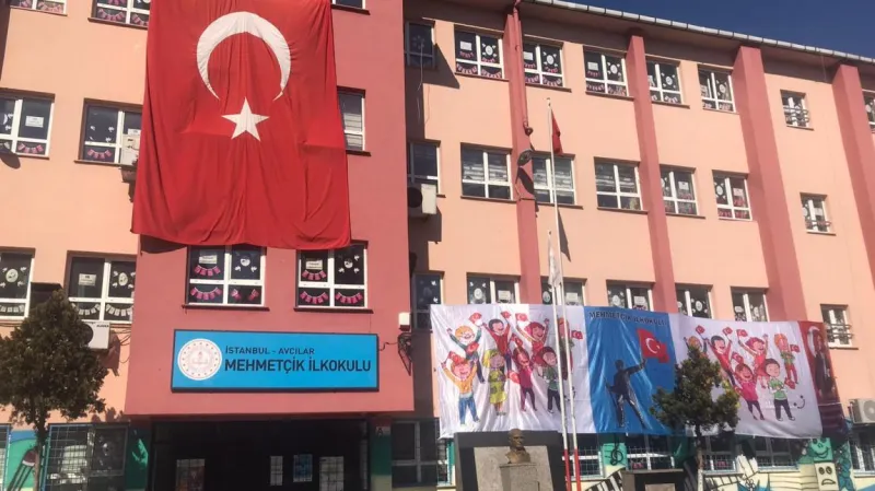 İstanbul Mehmetçik İlkokulu - İstanbul ilkokulları