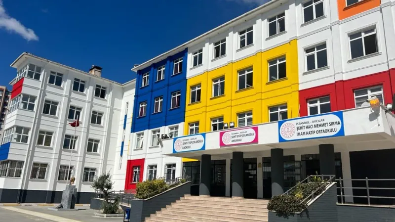 İstanbul Şehit Eyüp Çolakoğlu İlkokulu - İstanbul ilkokulları