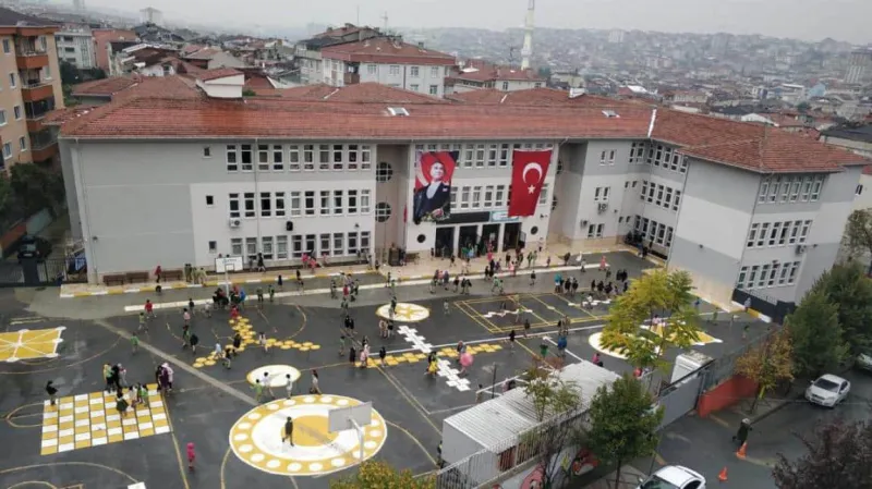 İstanbul Cumhuriyet İlkokulu - İstanbul ilkokulları