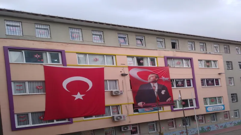 İstanbul Şirinevler Mehmet Şen İlkokulu - İstanbul ilkokulları