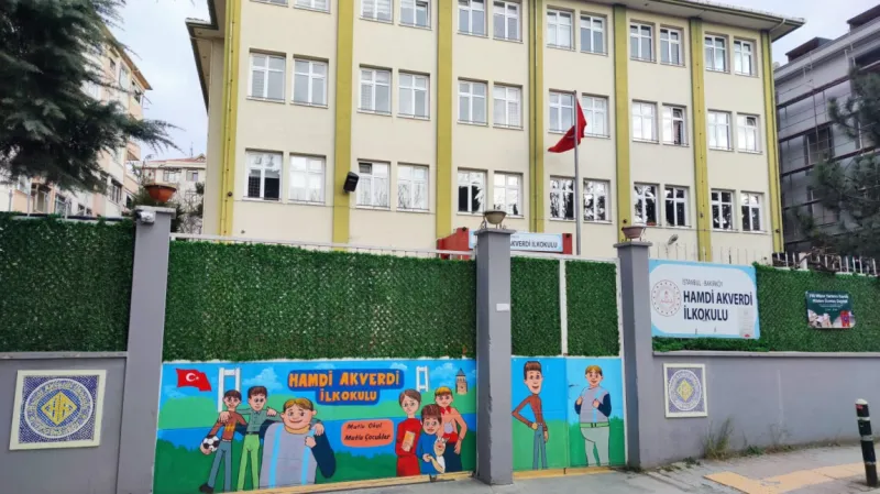 İstanbul Hamdi Akverdi İlkokulu - İstanbul ilkokulları