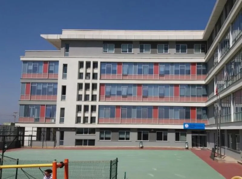 İstanbul Şehi̇t Serdar Gökbayrak İlkokulu - İstanbul ilkokulları