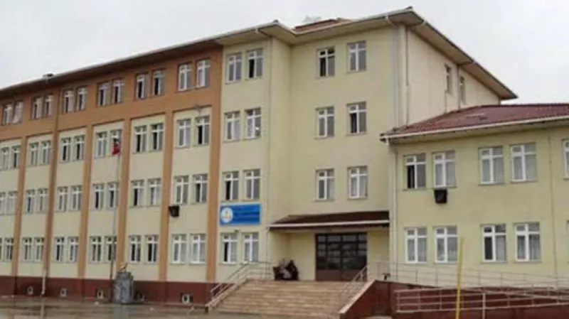 İstanbul Halil Fahri Orman İlkokulu - İstanbul ilkokulları