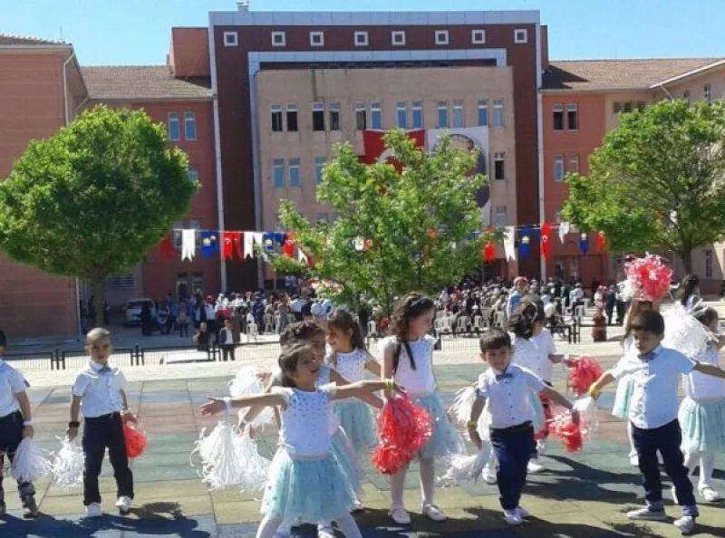 Yıldırım Beyazıt İlkokulu Fotoğrafı