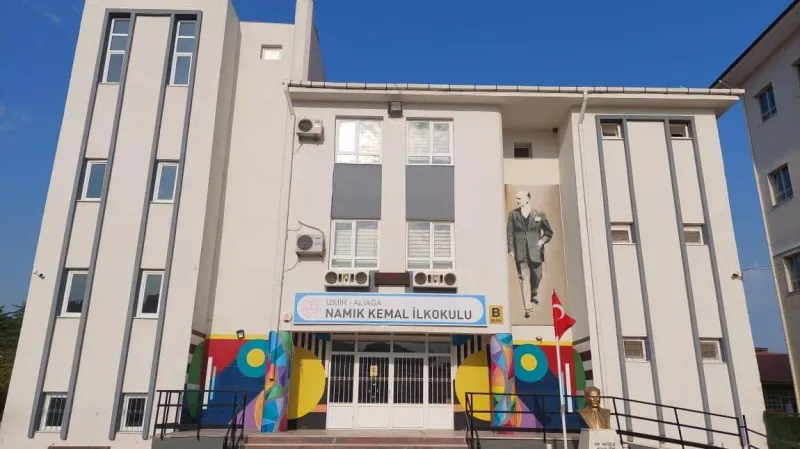 İzmir Namık Kemal İlkokulu - İzmir ilkokulları