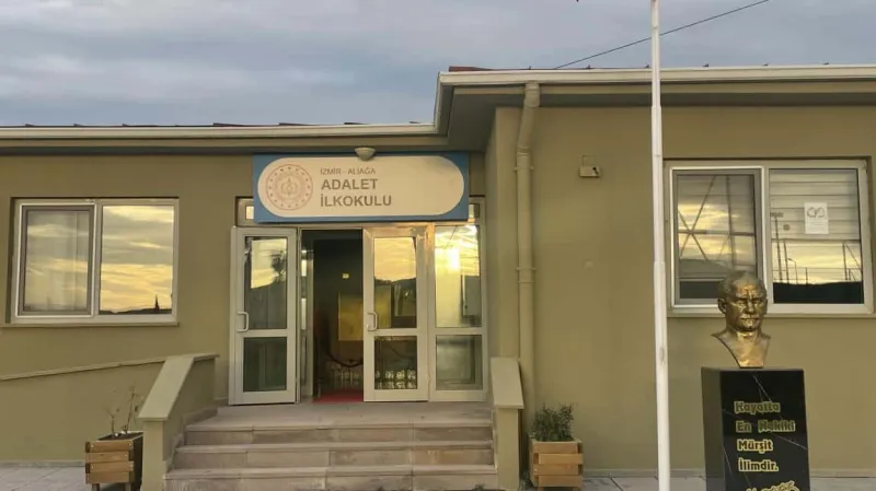 İzmir Adalet İlkokulu - İzmir ilkokulları