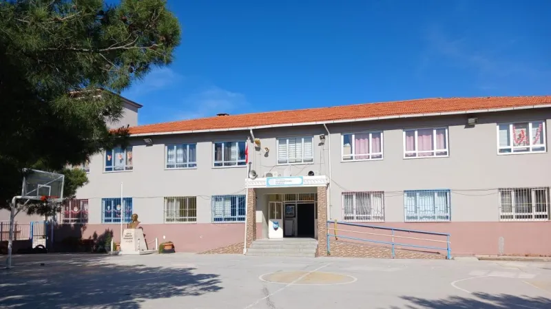 İzmir Zeytindağ Yılmaz İlkokulu - İzmir ilkokulları
