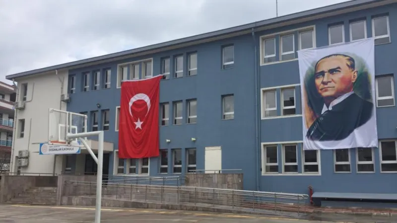 İzmir Doğanlar İlkokulu - İzmir ilkokulları