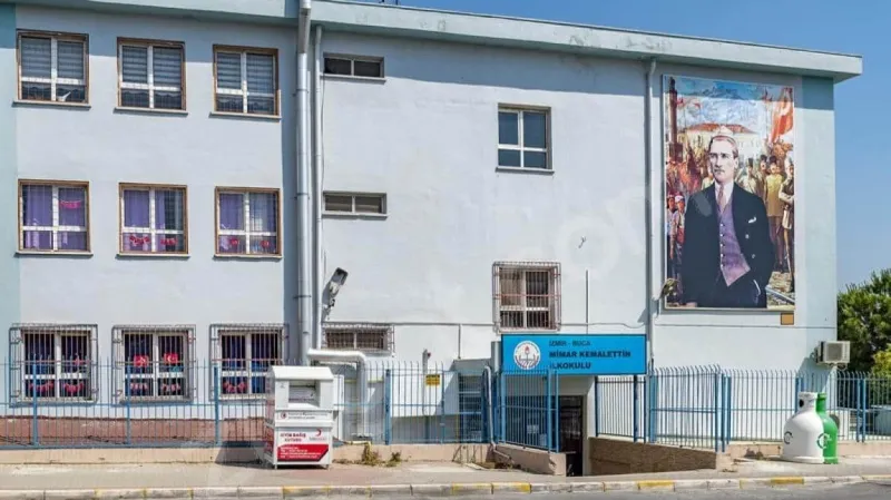 İzmir Mimar Kemalettin İlkokulu - İzmir ilkokulları