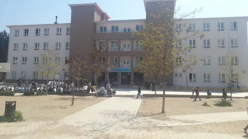 İzmir Gaziemir Adnan Menderes İlkokulu - İzmir ilkokulları