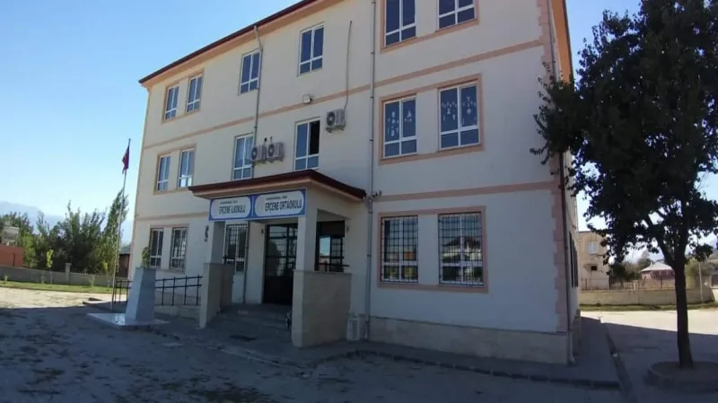 Kahramanmaraş Erçene Şehit Meksen Kebabcı İlkokulu - Kahramanmaraş ilkokulları